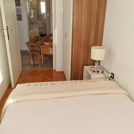 Apartment Apartments By The Sea Postira, Brac - 706