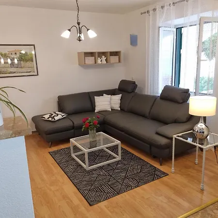 Apartments By The Sea Postira - Brac - 706