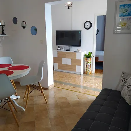 Apartment Apartments By The Sea Postira, Brac - 706 *